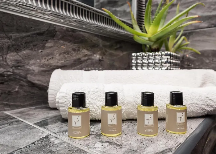 Marant - Free Private Parking *