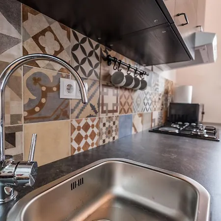 Marant - Free Private Parking Apartment Zadar