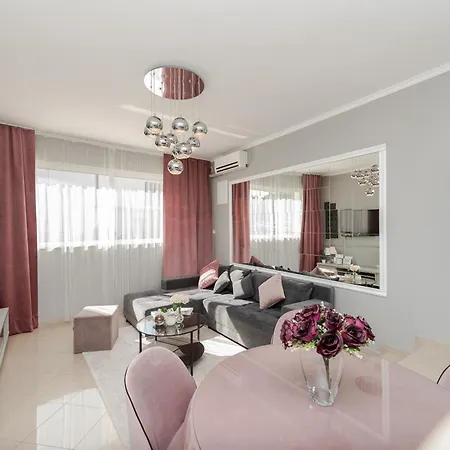 Marant - Free Private Parking Apartment Zadar